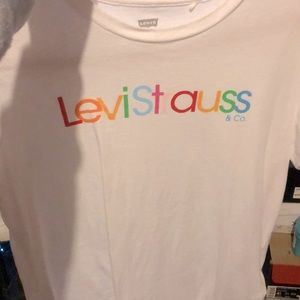 Levi tshirt